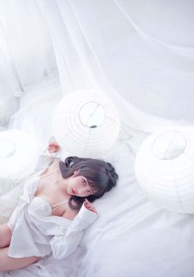 迷人的保姆 韩国_720完整视频观看